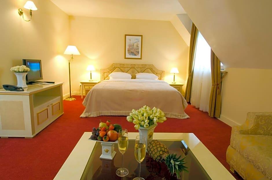 Casa Boyana Boutique 40/50