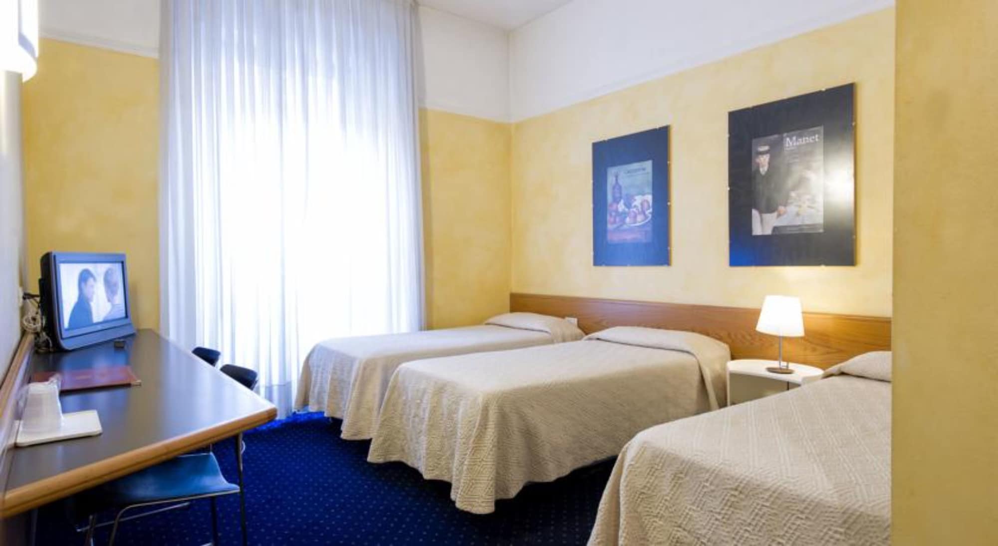 ROOM, TRIPLE