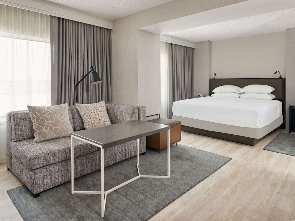 Hyatt Regency Deerfield 12/57