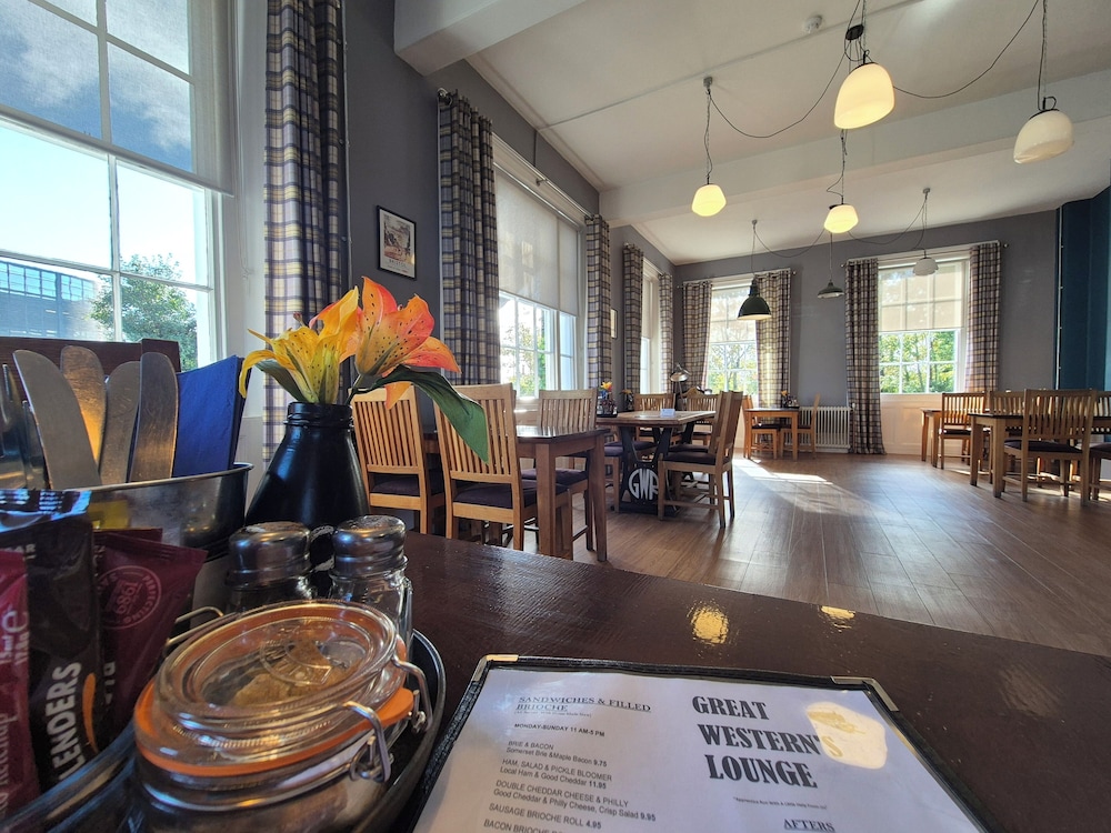The Great Western Hotel 27/43