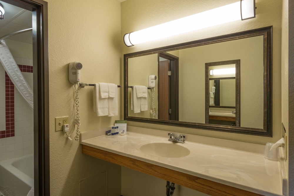 Americinn By Wyndham Minocqua 21/34