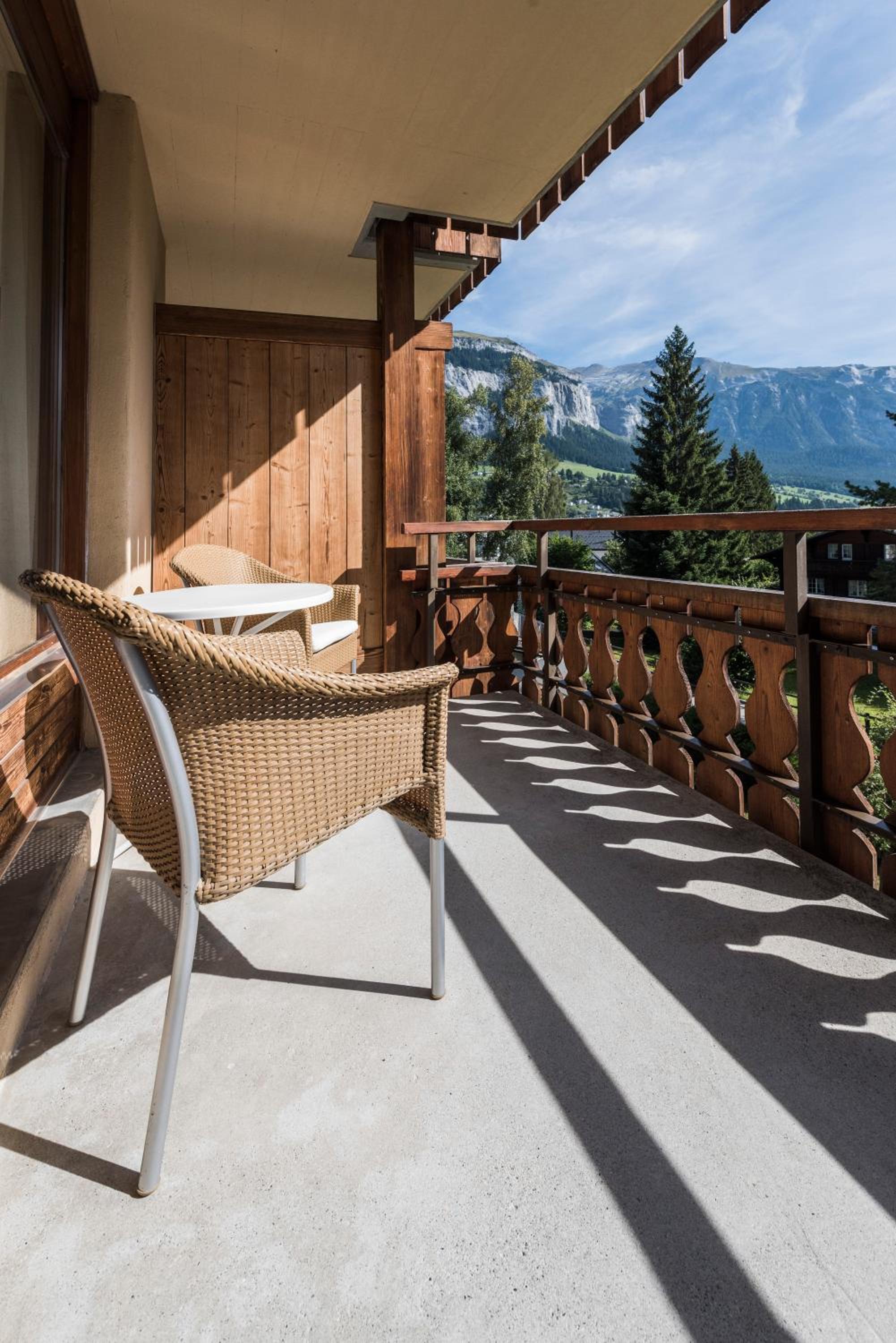 Soldanella by Hotel Adula 24/48