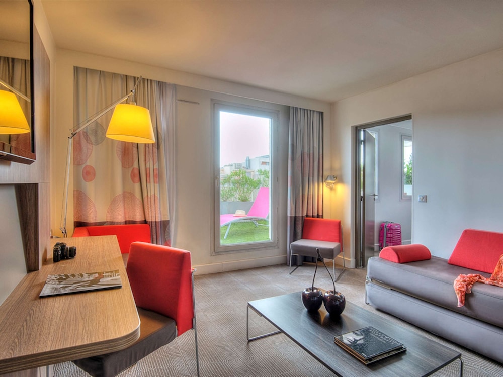 lounge