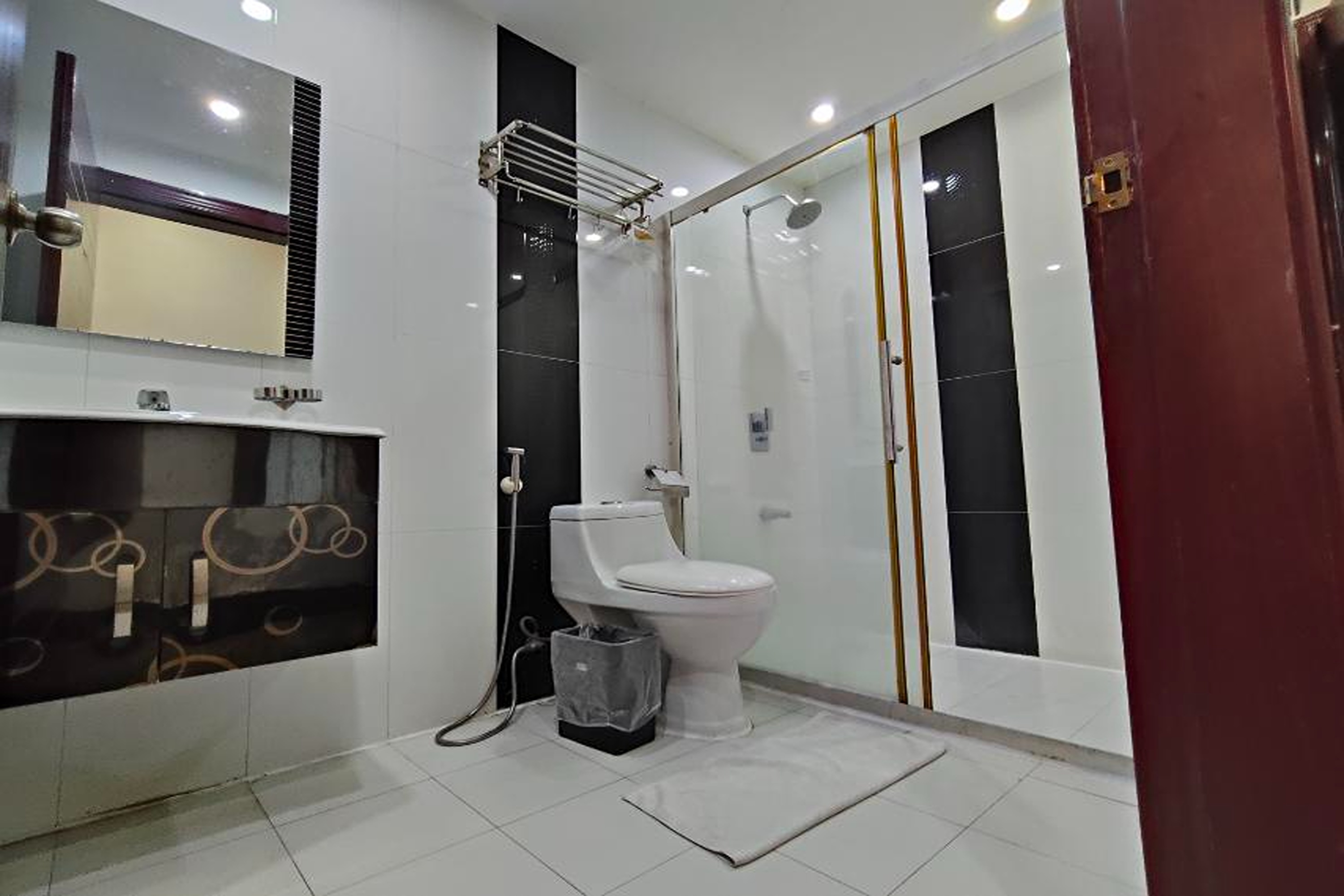 OYO 838 Manila Crown Palace Hotel 53/55