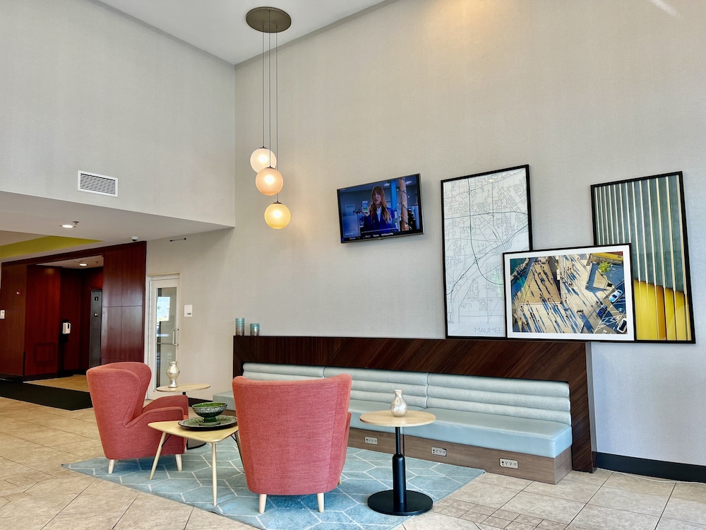 Holiday Inn Toledo-Maumee(I-80/90) 37/58