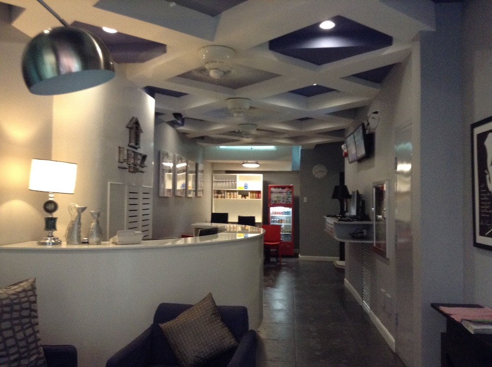 Leez Inn Malate 46/65