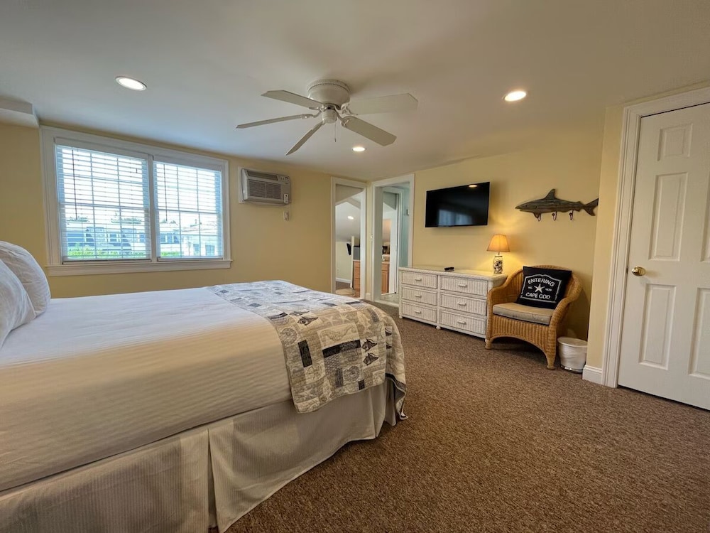 Beach Breeze Inn 14/50