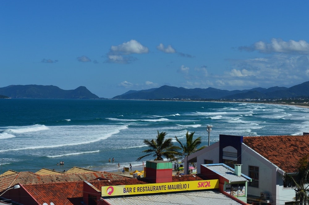Joaquina Beach Hotel 60/68