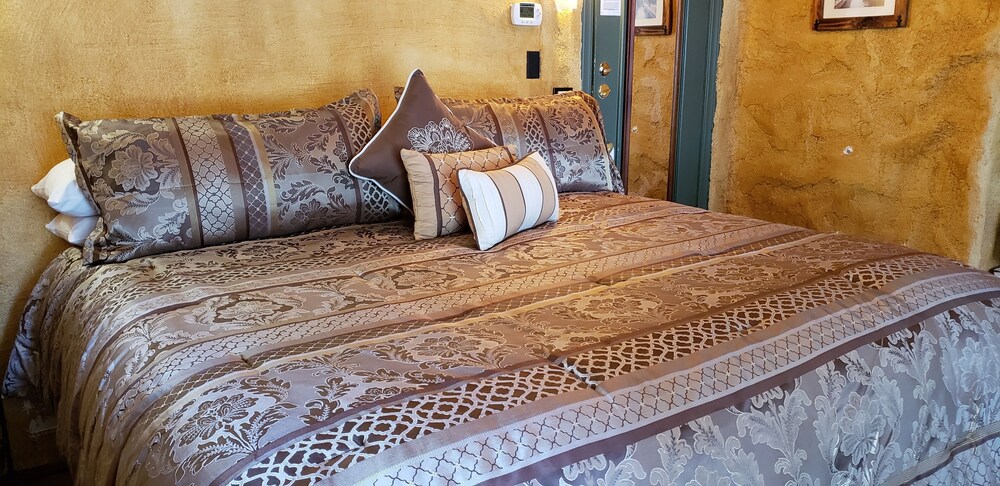 Bella, Tuscany, King Bed