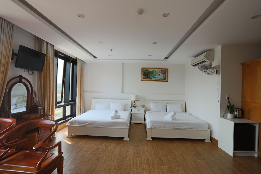 SeaColor Beachstay Danang By Haviland 11/58