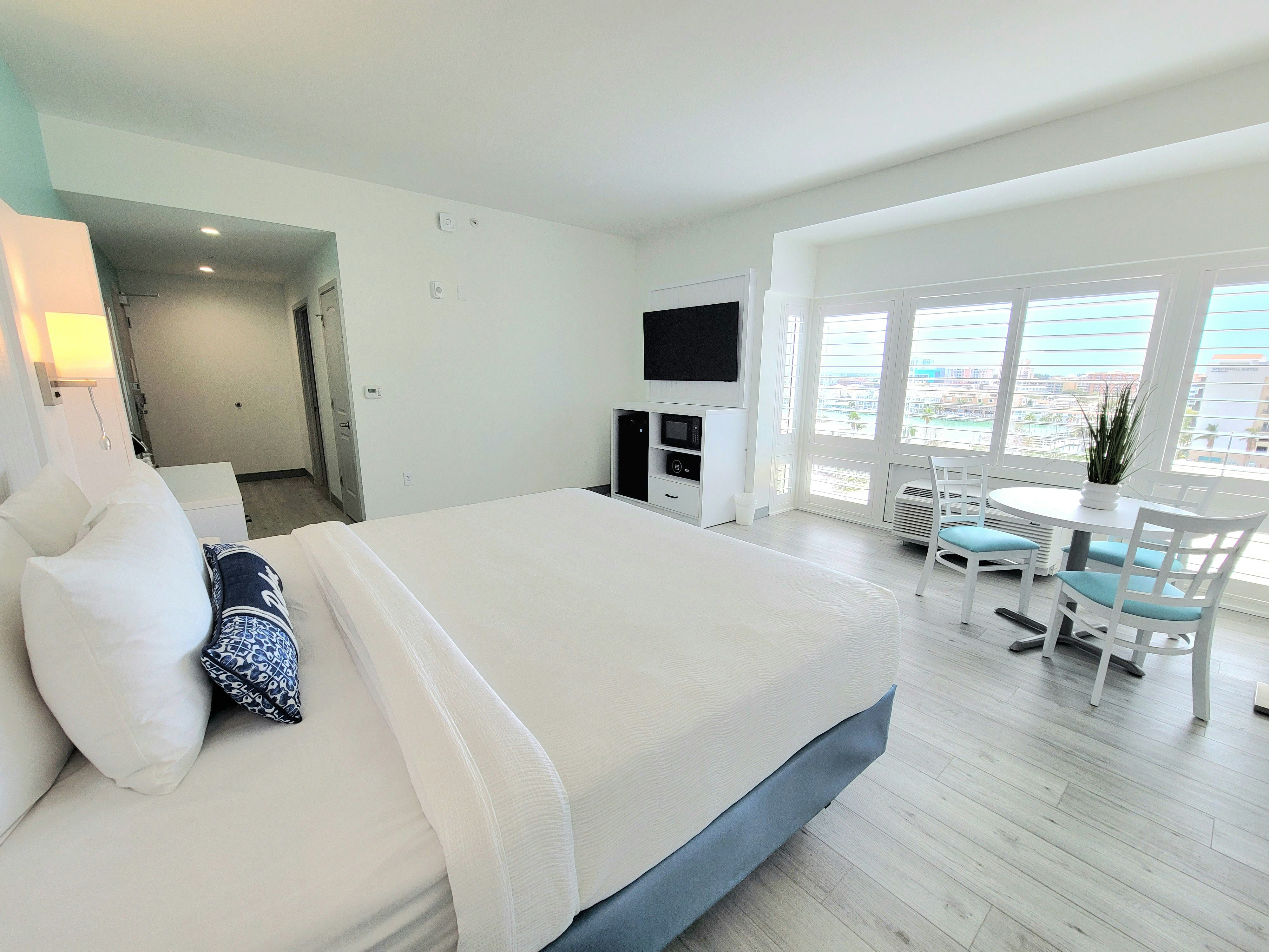 ChartHouse Clearwater Beach Marina Hotel 3/67