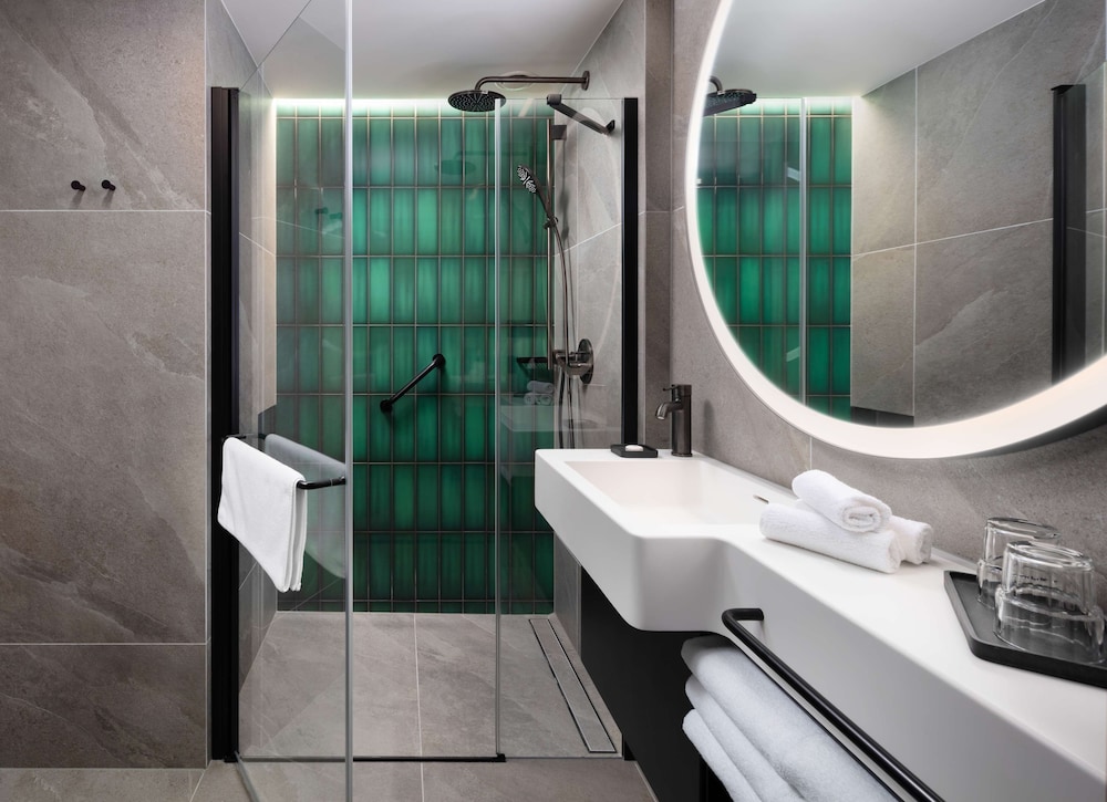 Hyatt Place Krakow 50/50