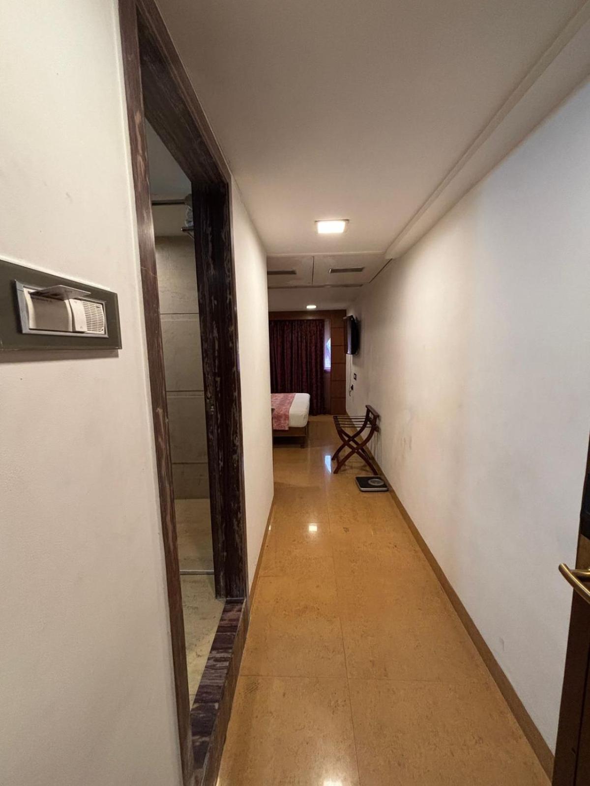 Golden Tulip Vasai Hotel and Spa 33/53
