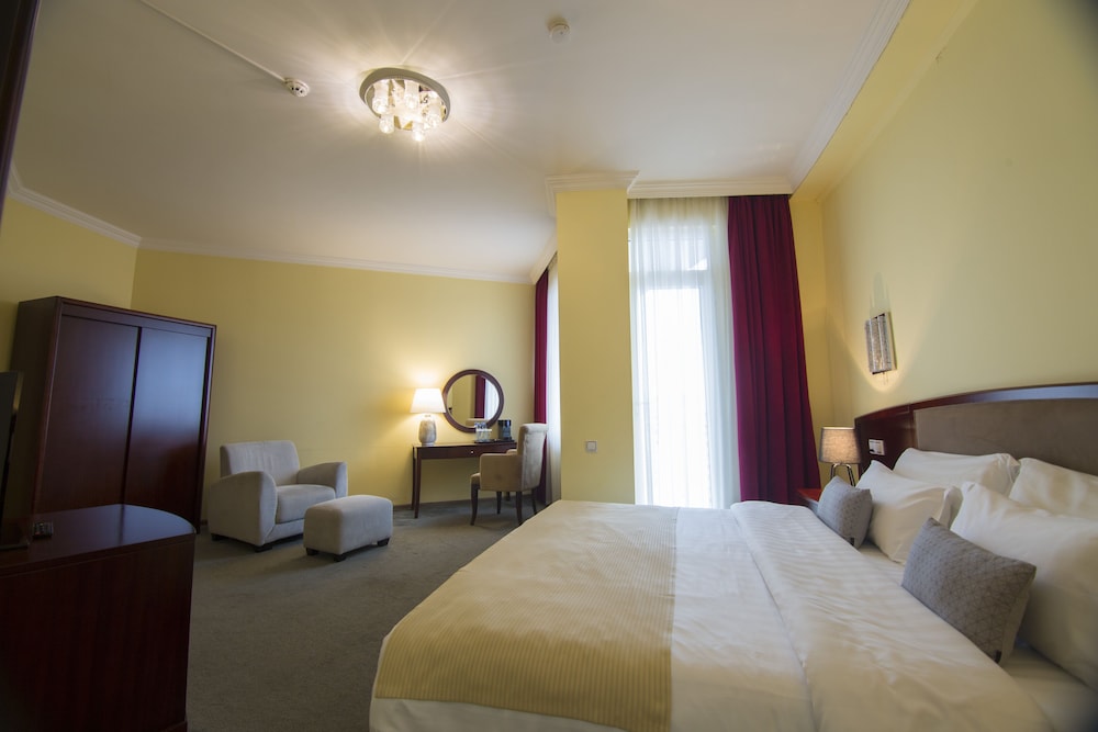 Hotel Aisi 9/50