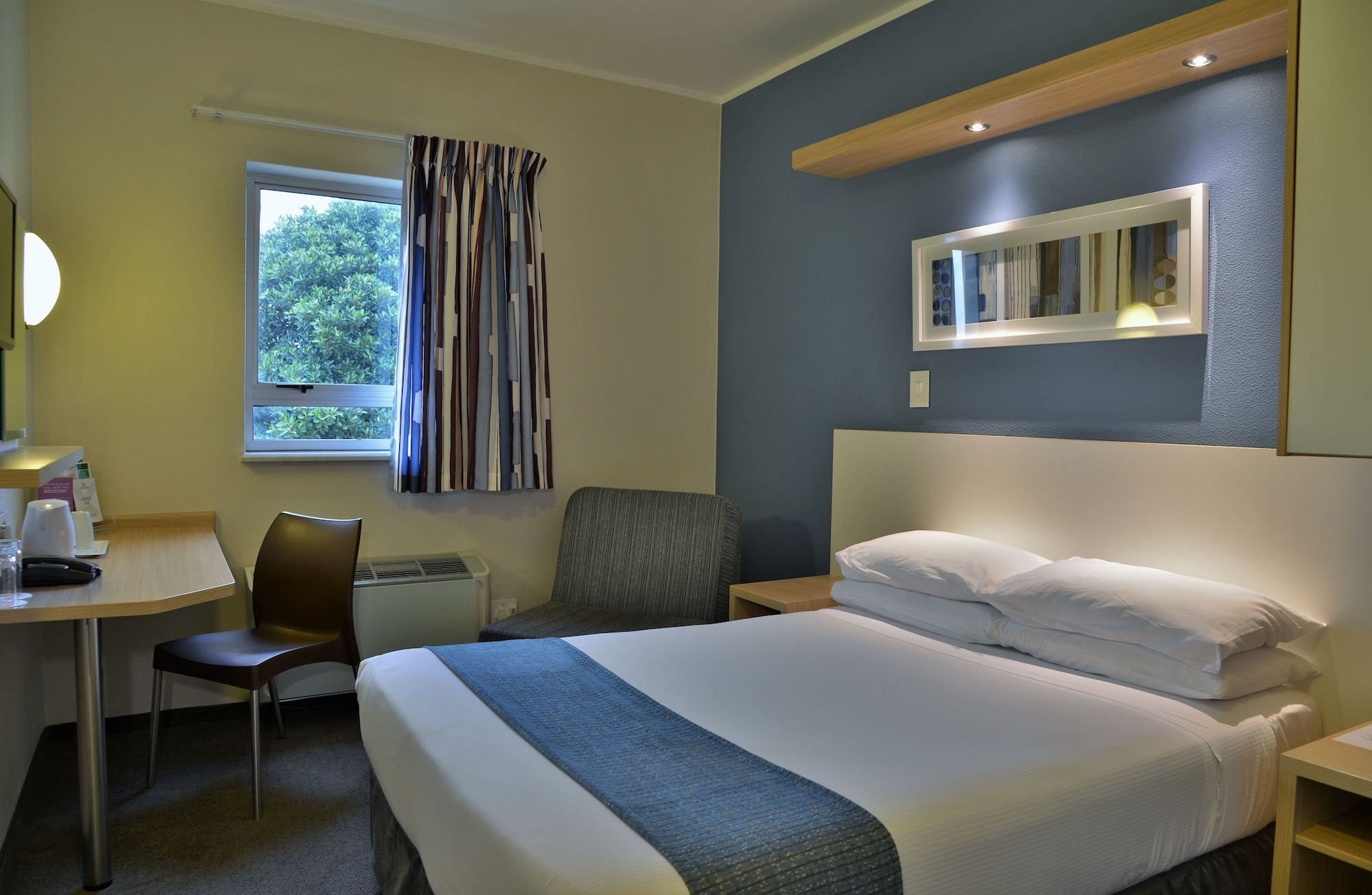 Room, Double Bed