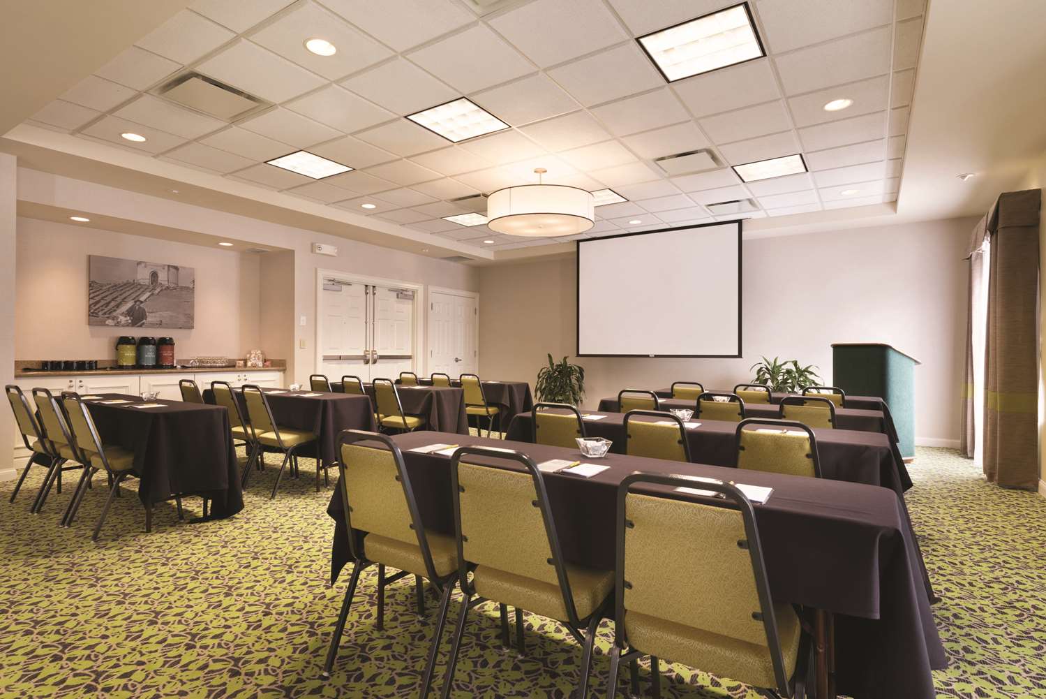 Hilton Garden Inn Akron Canton 16/18