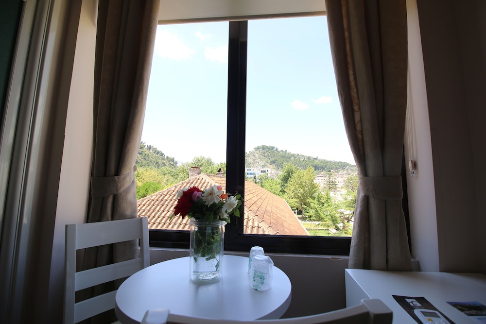 Hotel Orestiada 38/46
