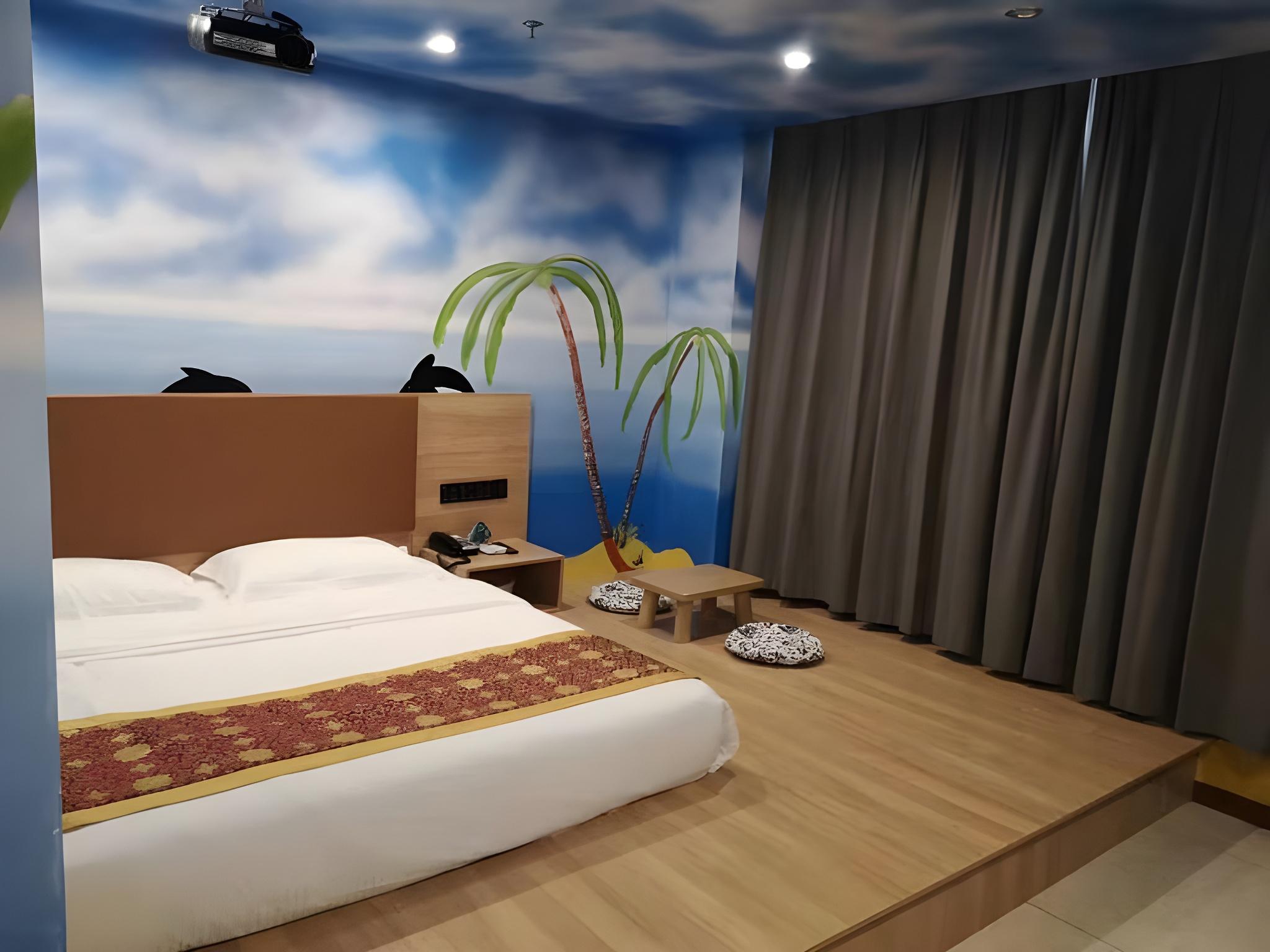 Cinema, Guest Room, Double Bed
