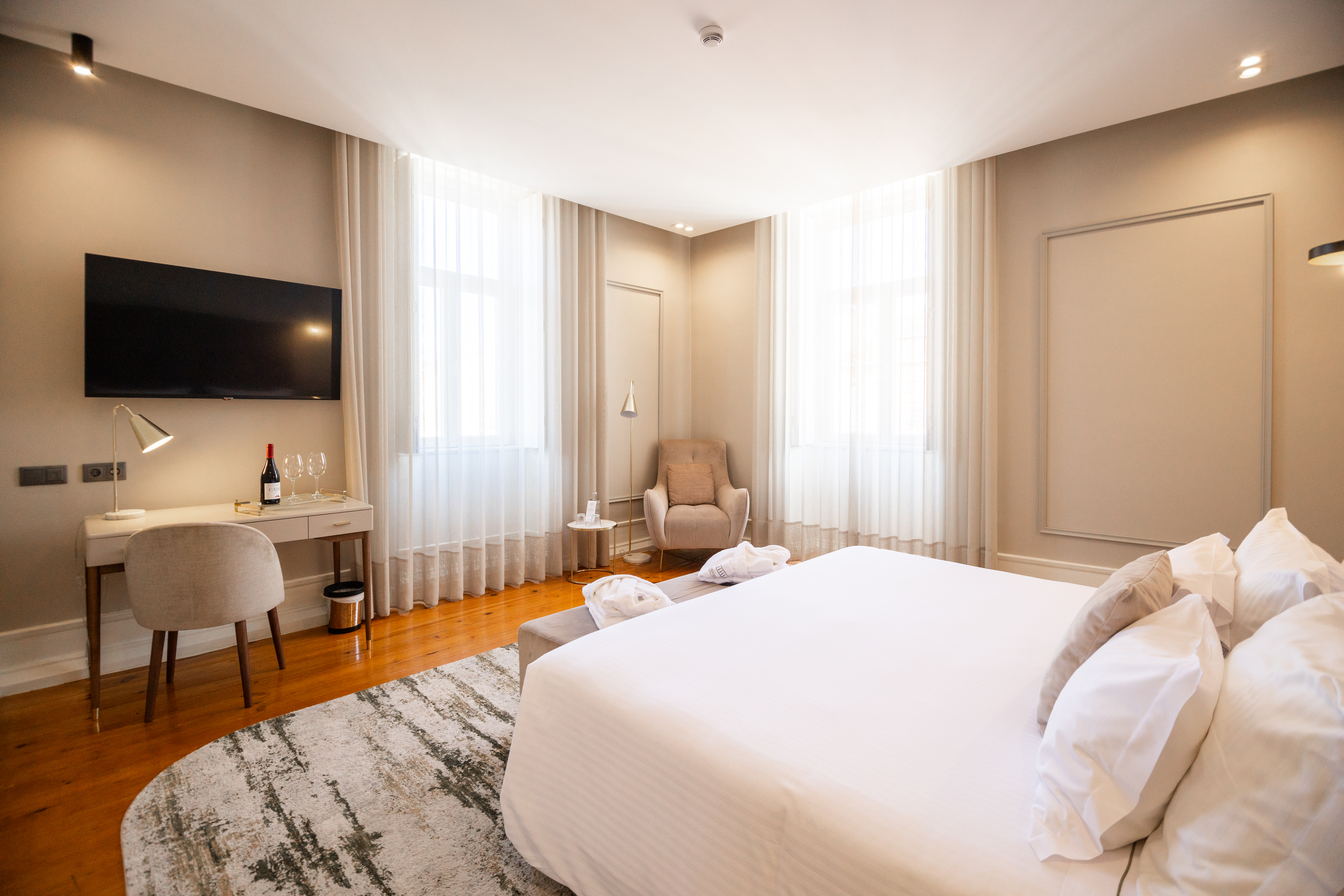 Avenida Boutique Hotel 15/50