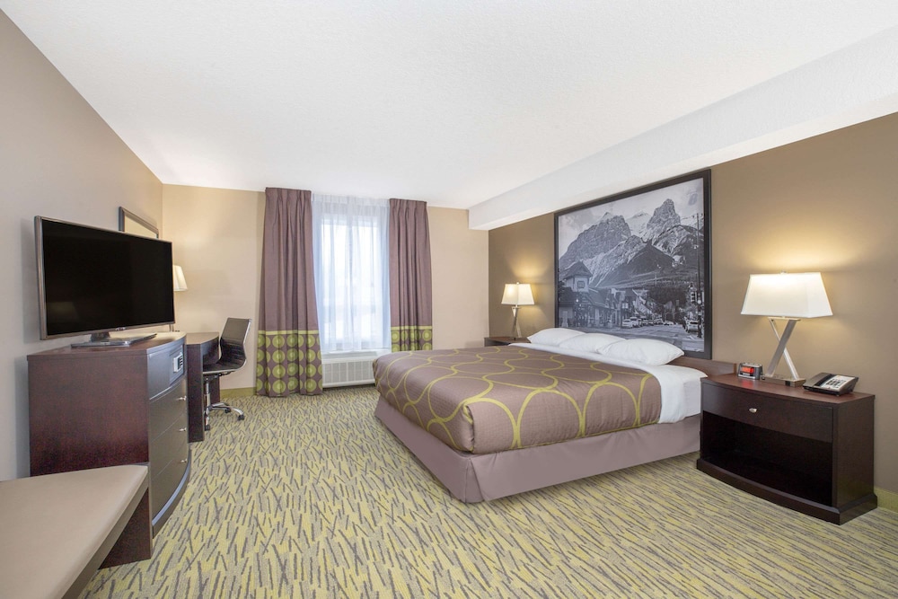 ROOM, KING BED, ACCESSIBLE