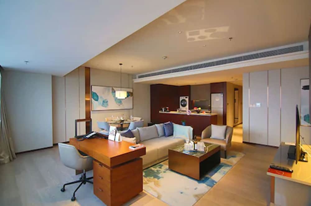 Fraser Suites Dalian 71/82