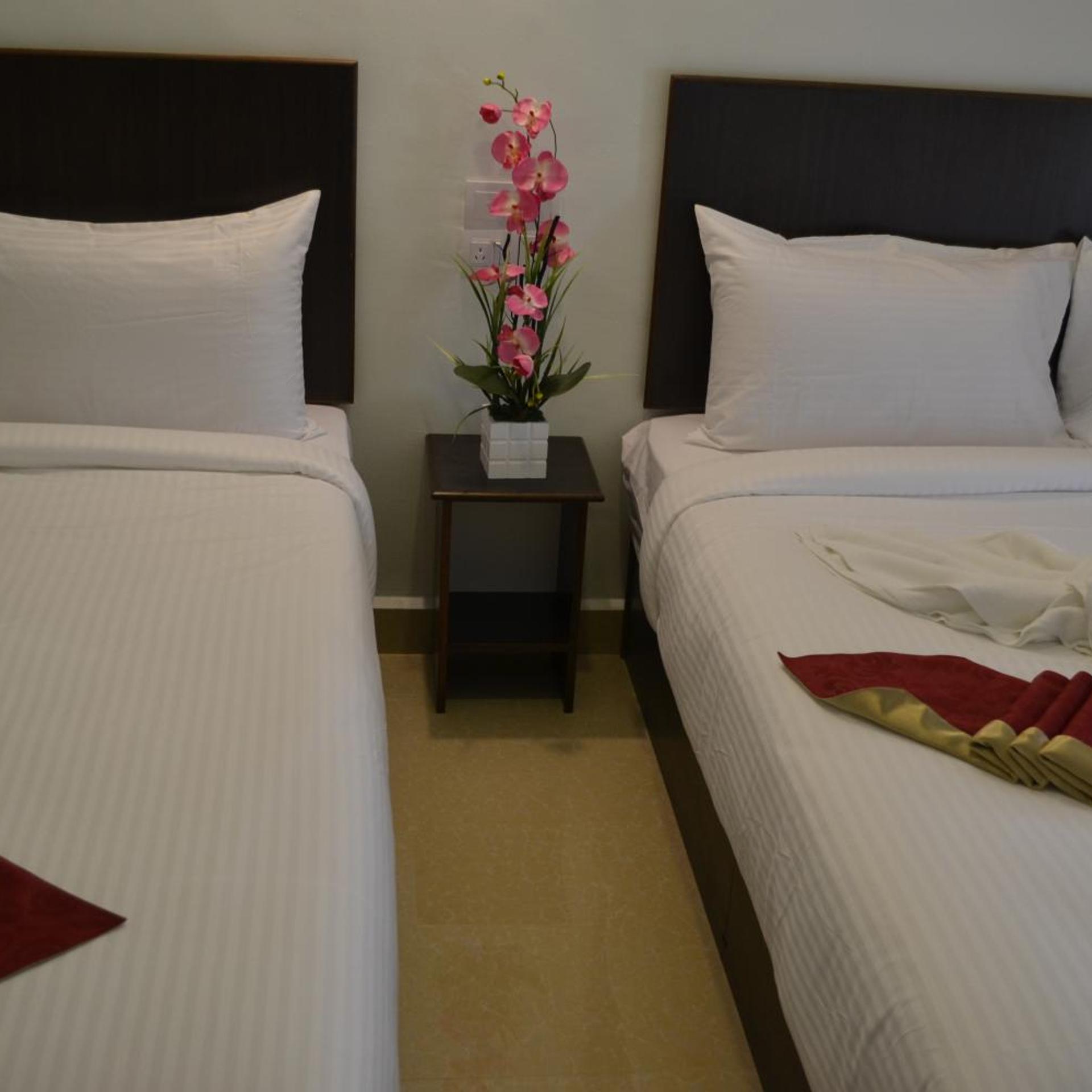 DR Hotel 12/51