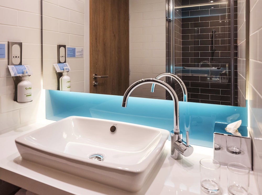 Holiday Inn Express Nice - Grand Arenas 30/71