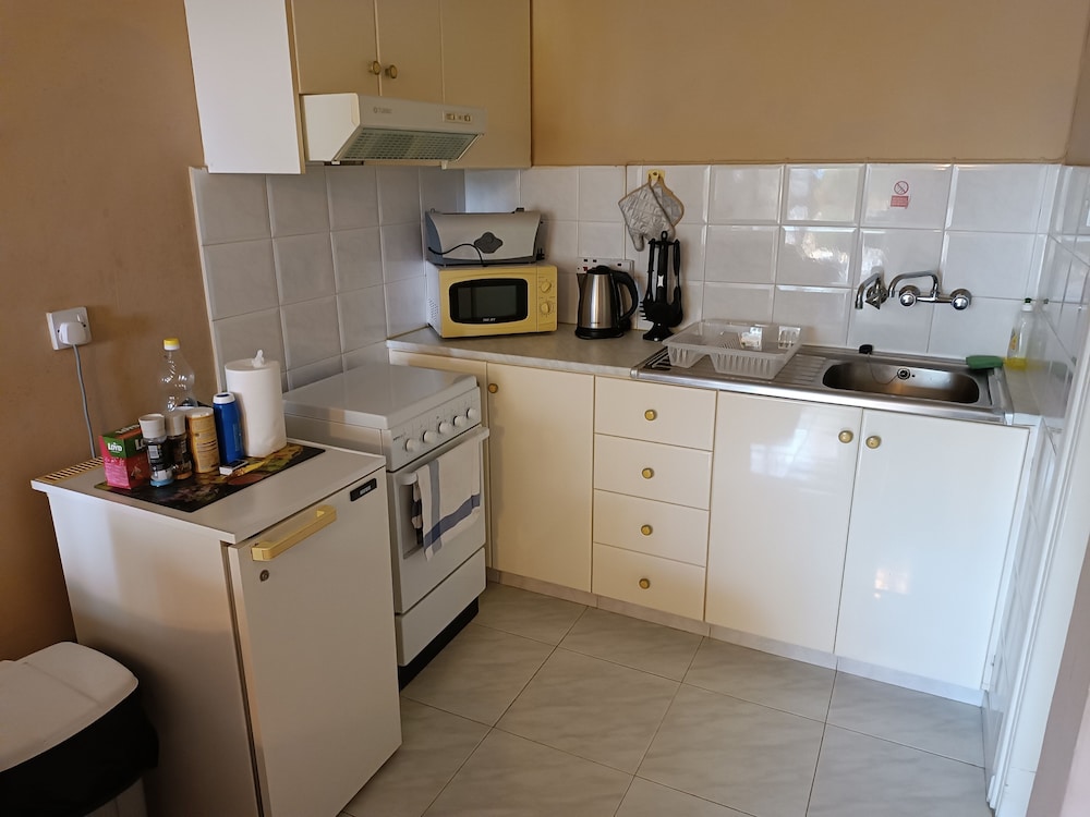 Rantzo Holiday Apartments 4/50