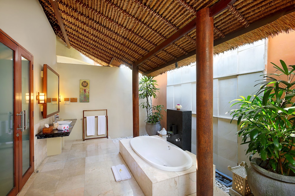 BHAVANA PRIVATE VILLAS 31/31