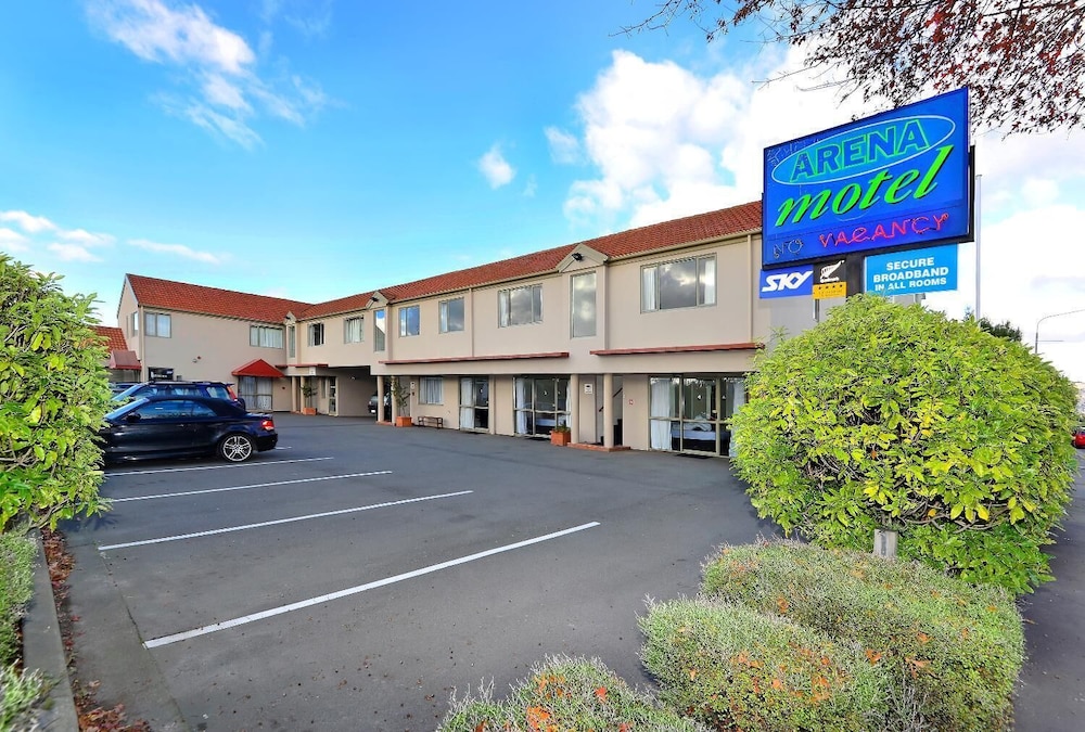 ARENA MOTEL 3/32