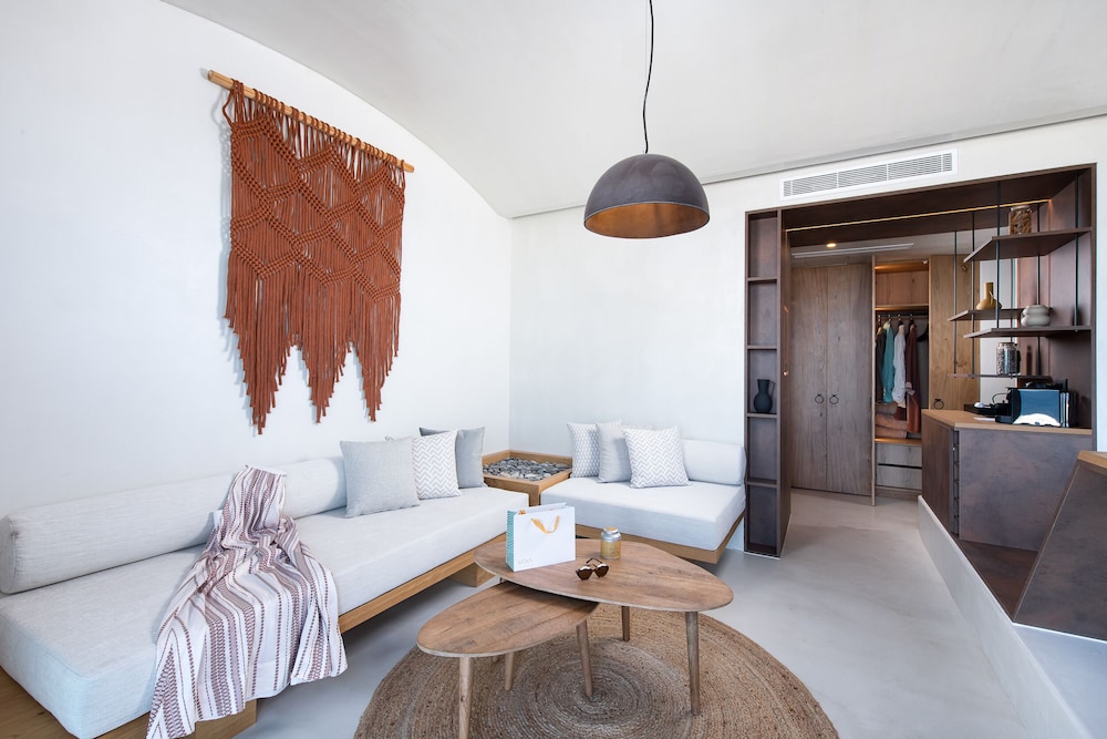 KOIA All Suite Wellbeing Resort 54/73
