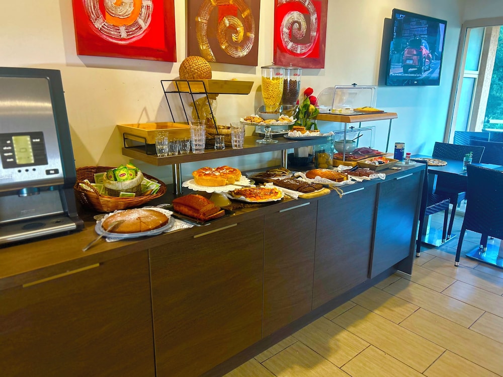 Hotel Costa Rossa 33/47
