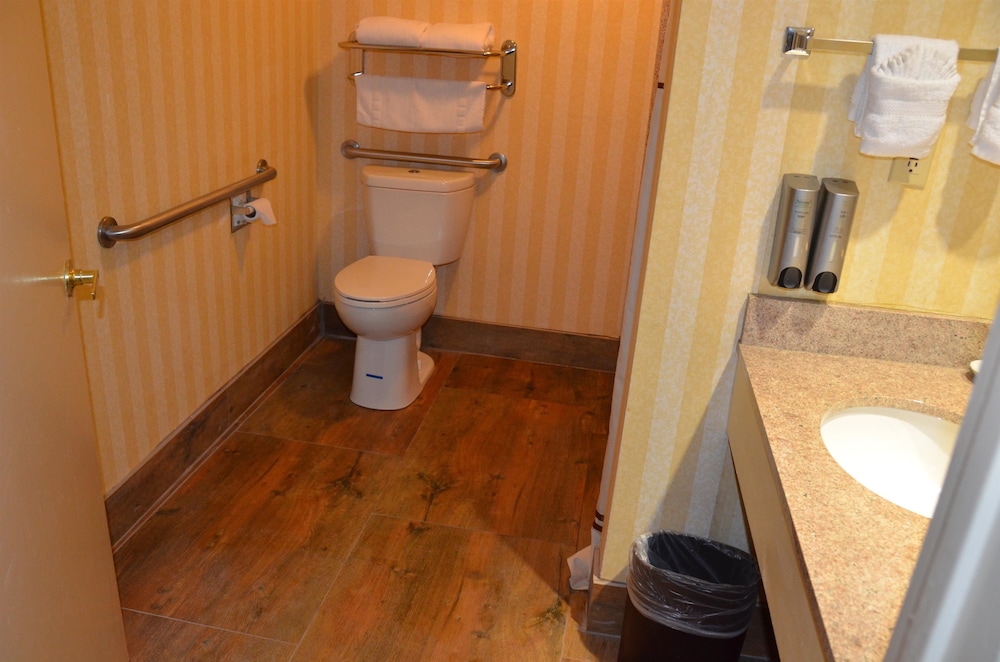 Best Western Plus Hill House 12/43