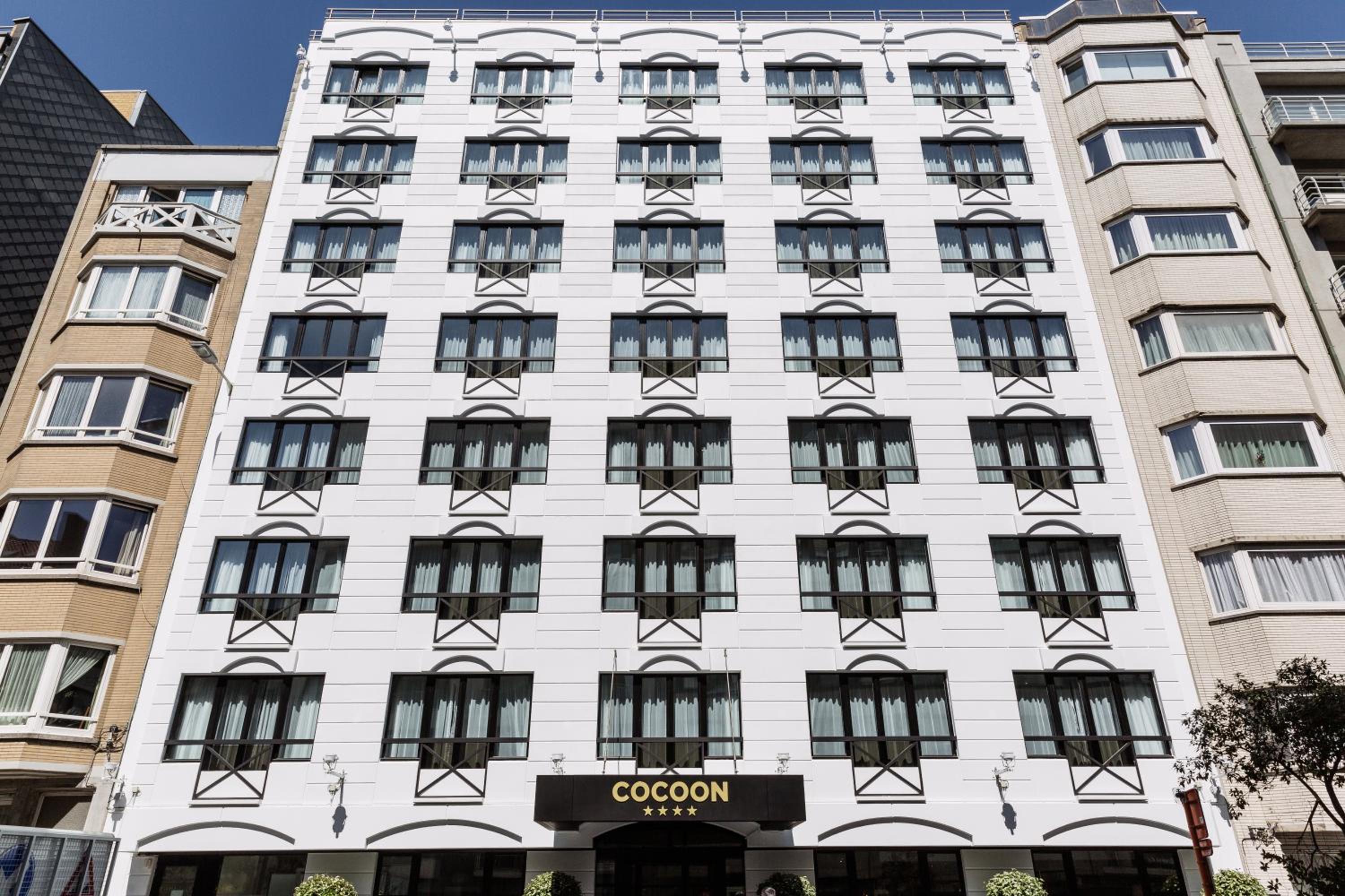 Hotel Cocoon 3/32