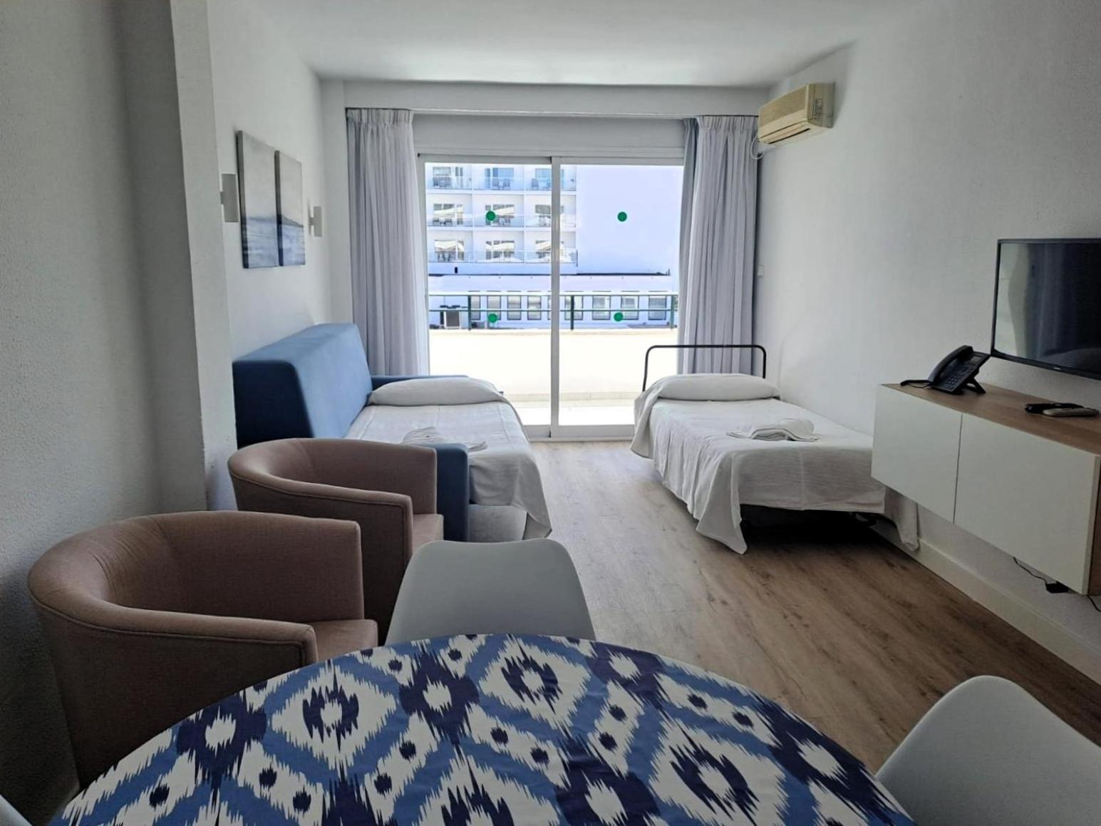 Buensol Apartments 18/36