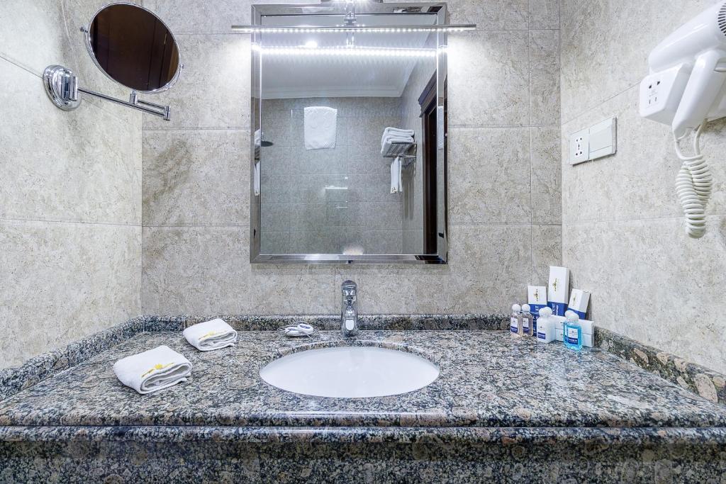 Qushbegi Plaza Hotel 40/40