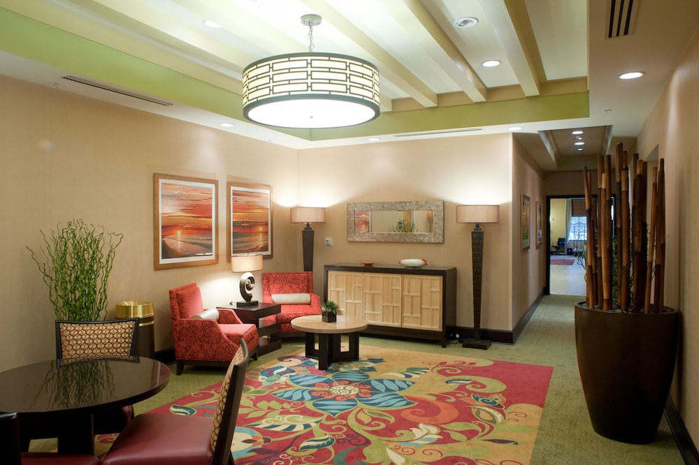 Hampton Inn Suites St Petersburg Downtown 27/51