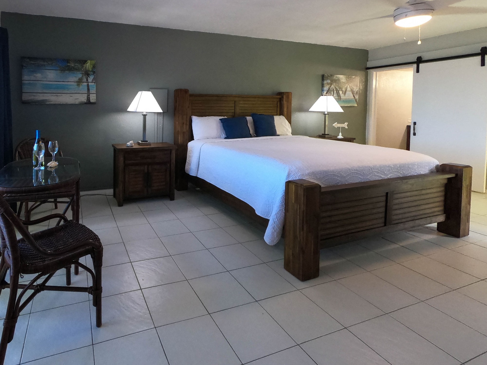 Standard, 2 Queen Beds, Beach Front