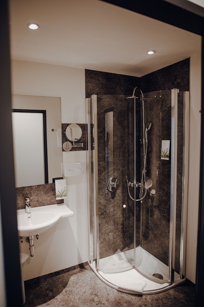 PARKHOTEL BRUNAUER 16/56