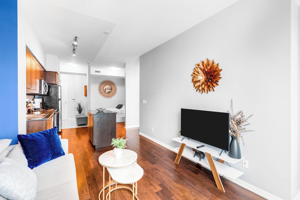 Aoc Suites - Luxury Condo - City View 26/28