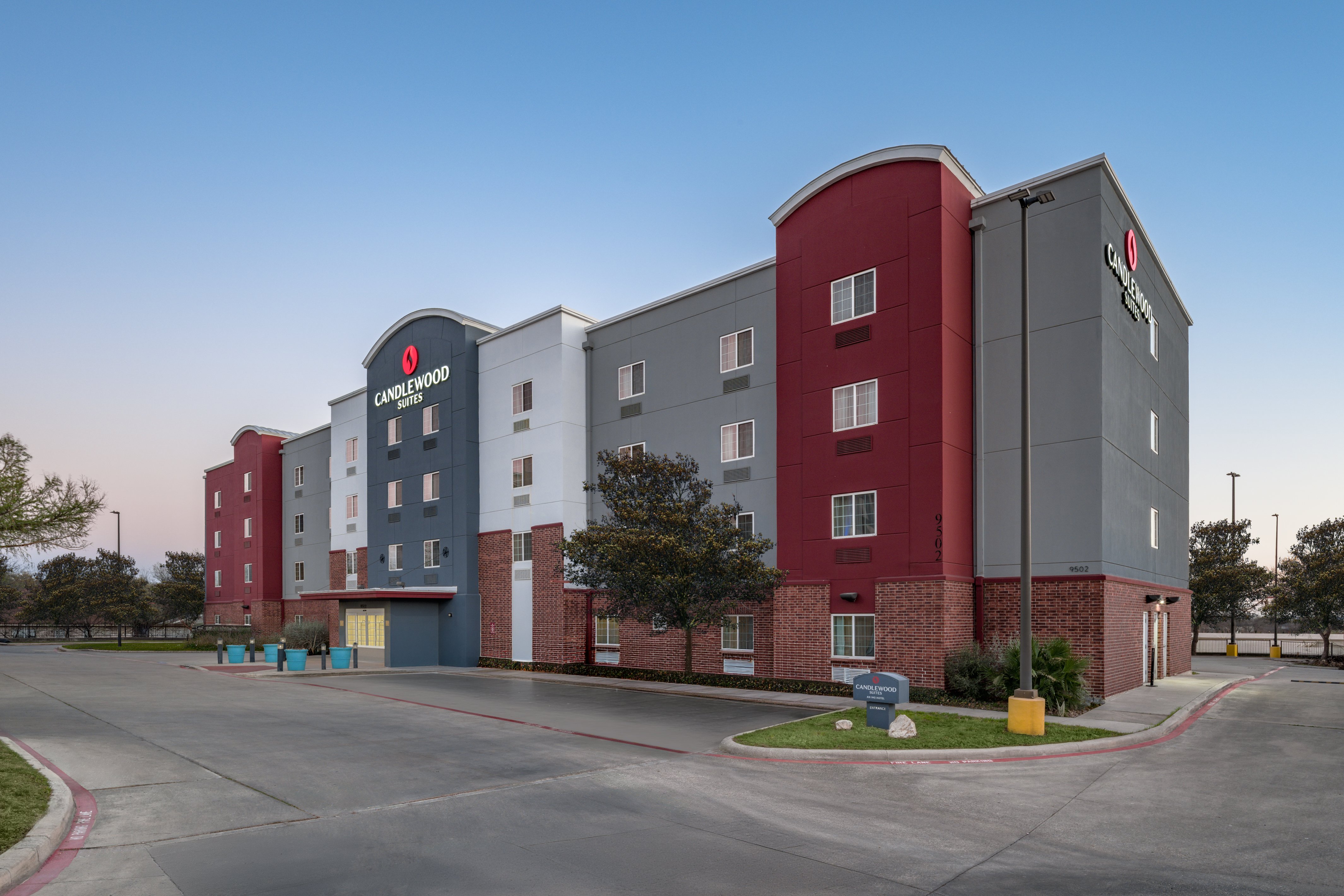 Candlewood Suites San Antonio Nw Near Seaworld 23/27