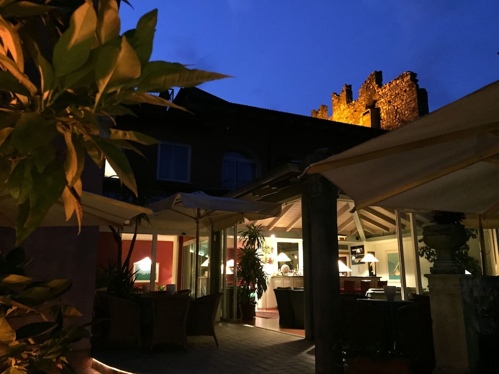 Hotel Villa Miravalle 2/50