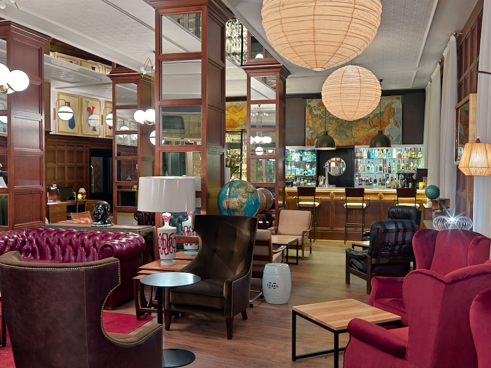 H10 Montcada Boutique 53/68