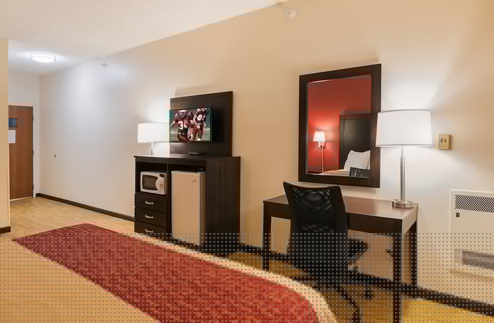 Red Roof Inn South Bend - Mishawaka 33/40