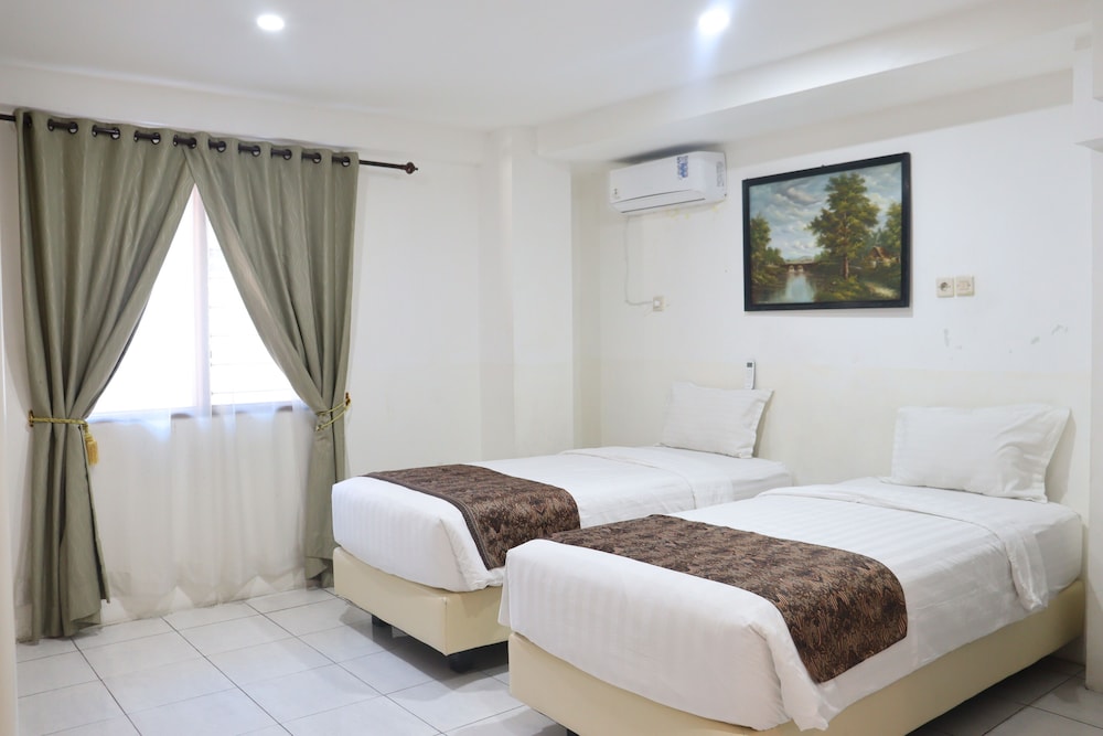 Hotel Netral Jombang 4/34