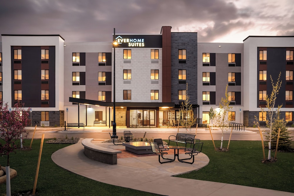 Everhome Suites Rochester Greece 2/50