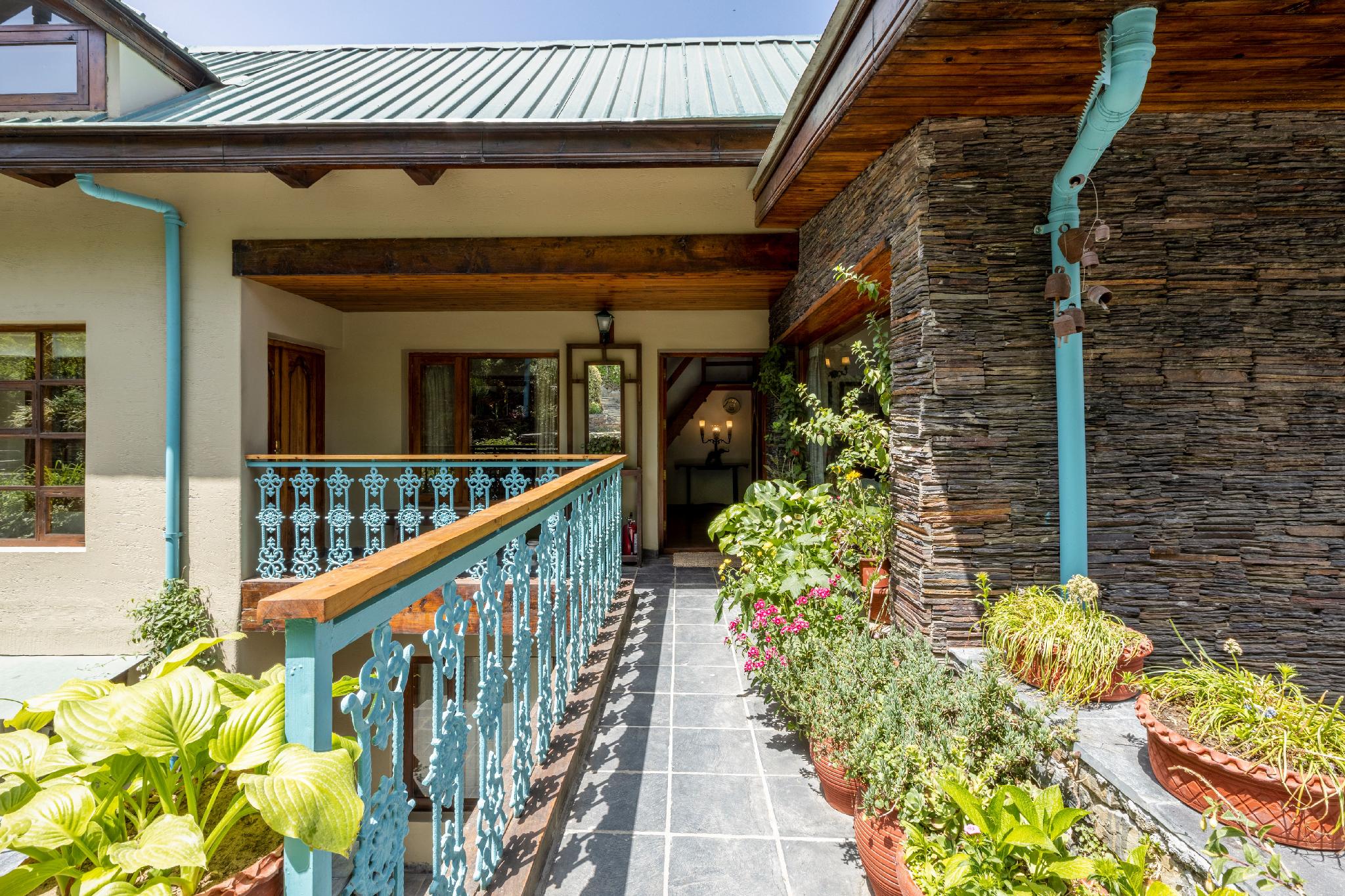 Ama Stays & Trails Ballyhack Cottage, Shimla 2/29