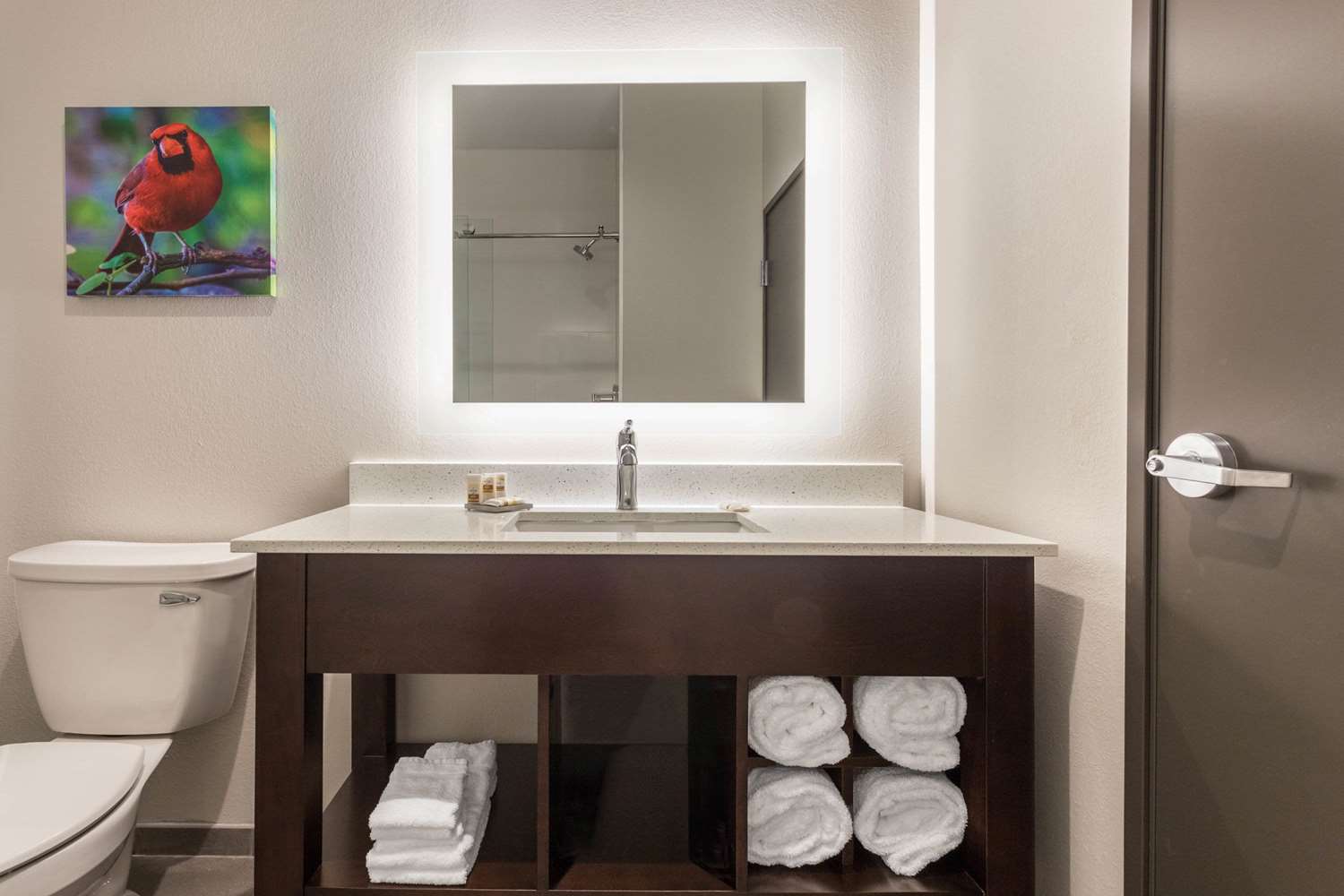 La Quinta Inn & Suites by Wyndham Bloomington 63/64