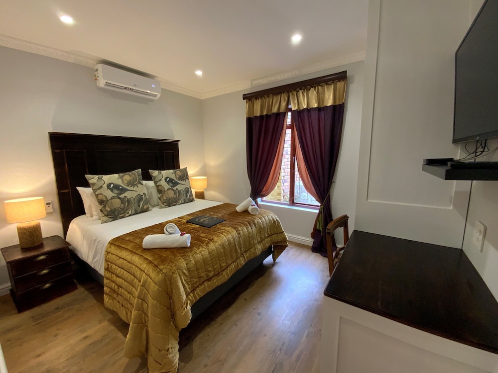 Business, Double Bed