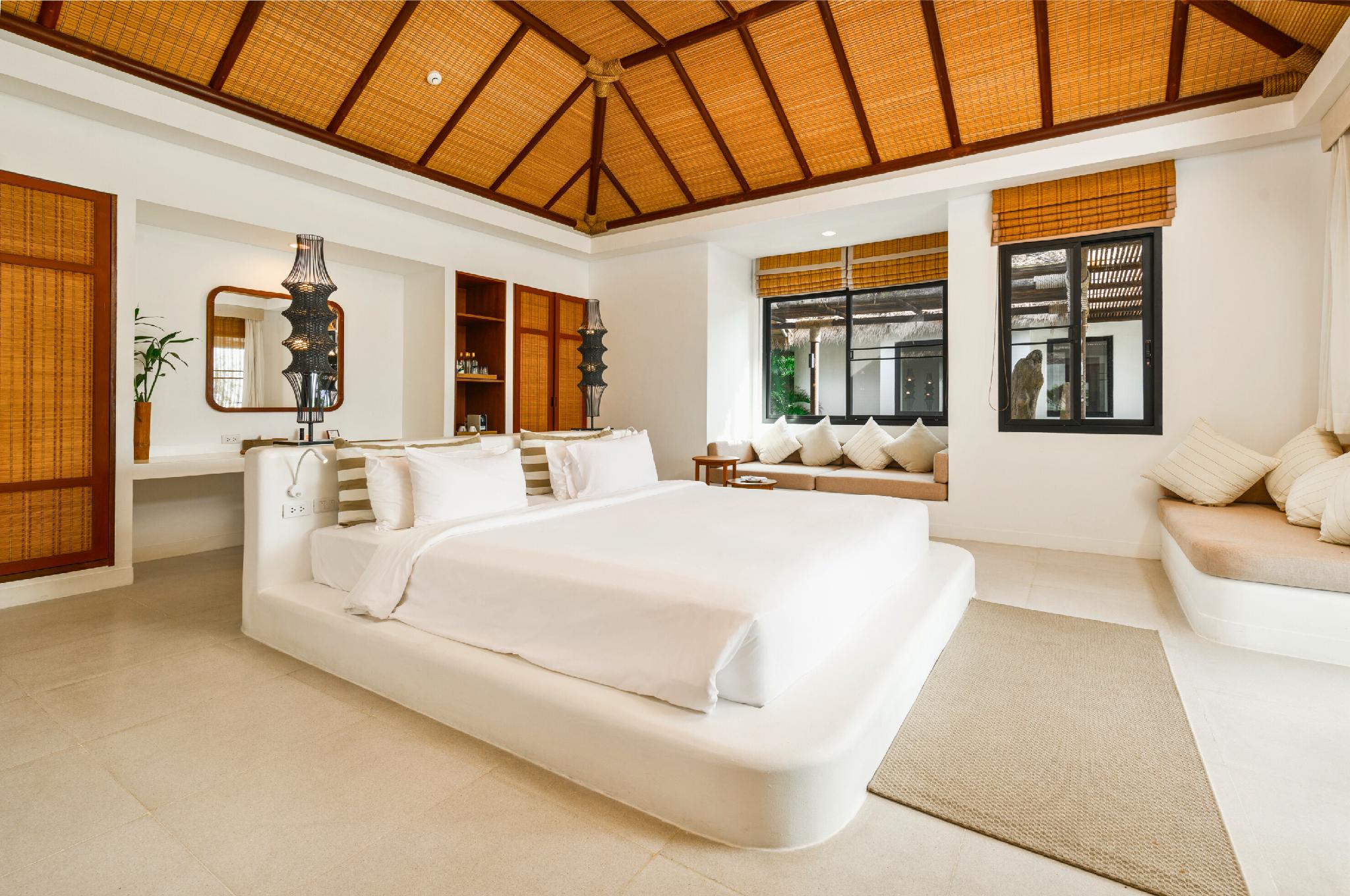 2 Bedrooms, Pool, Villa